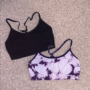 Women’s sports bras